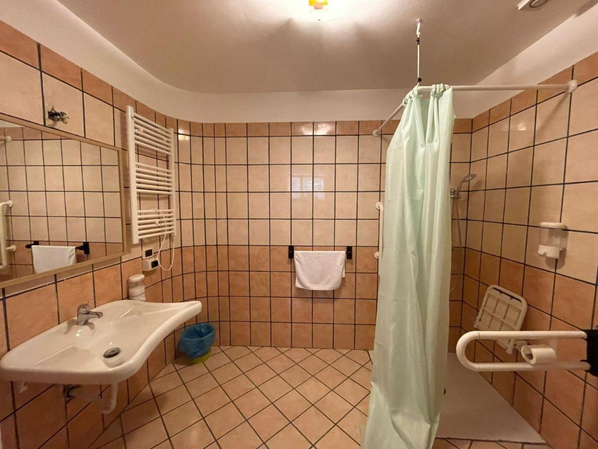 马诺卡尔扎蒂 皮特拉皮安卡乡村旅馆酒店 外观 照片